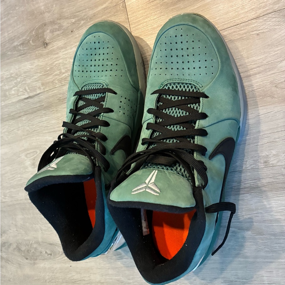 Kobe girl dad protro 4